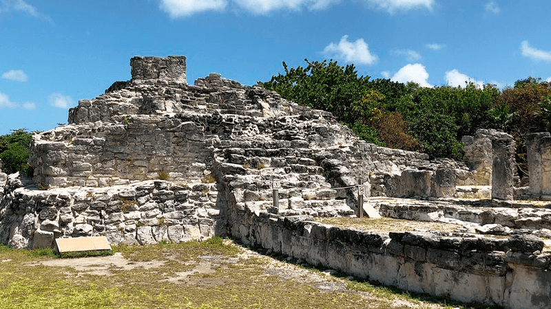 Zona-Arqueologica-El-Rey